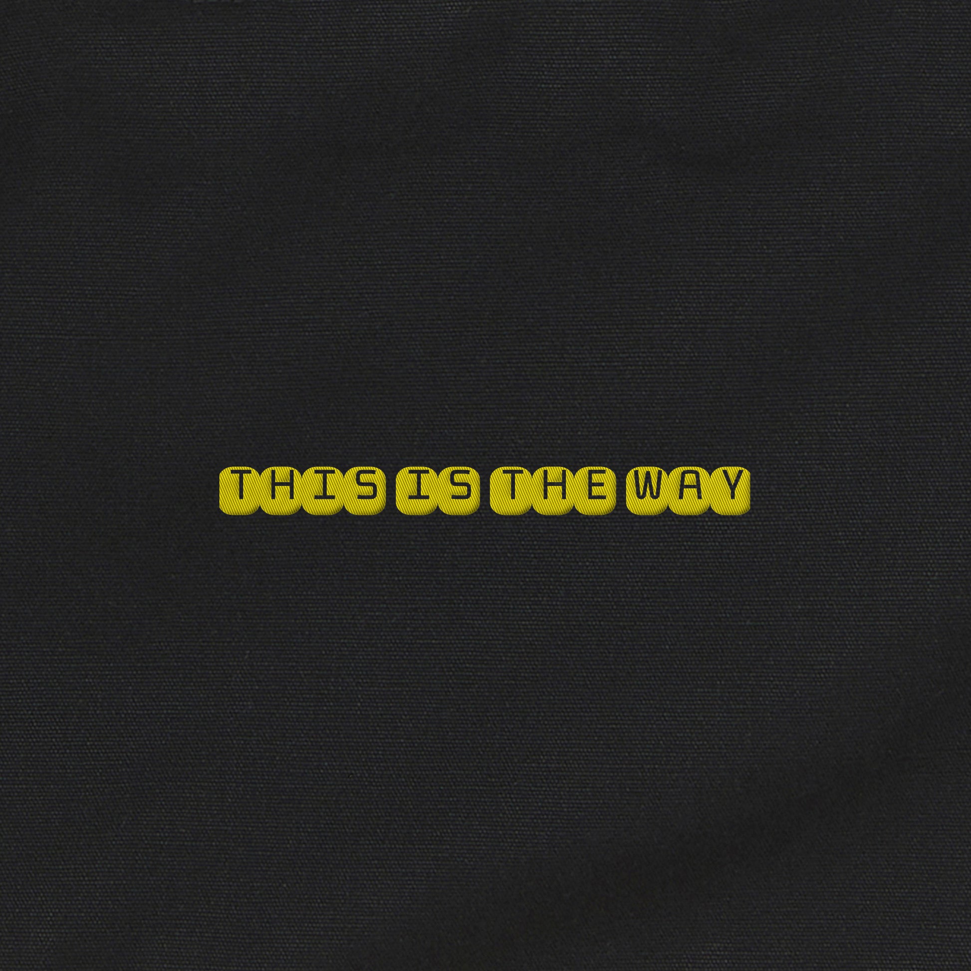 大容量トートバック（刺繍ロゴ THIS IS THE WAT） black image